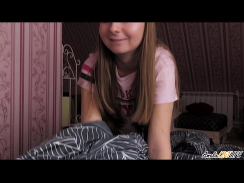 ❤️ Blondina îi suge adânc prietenei ei și primește spermă în gură at ro.techkoala.top ❌️